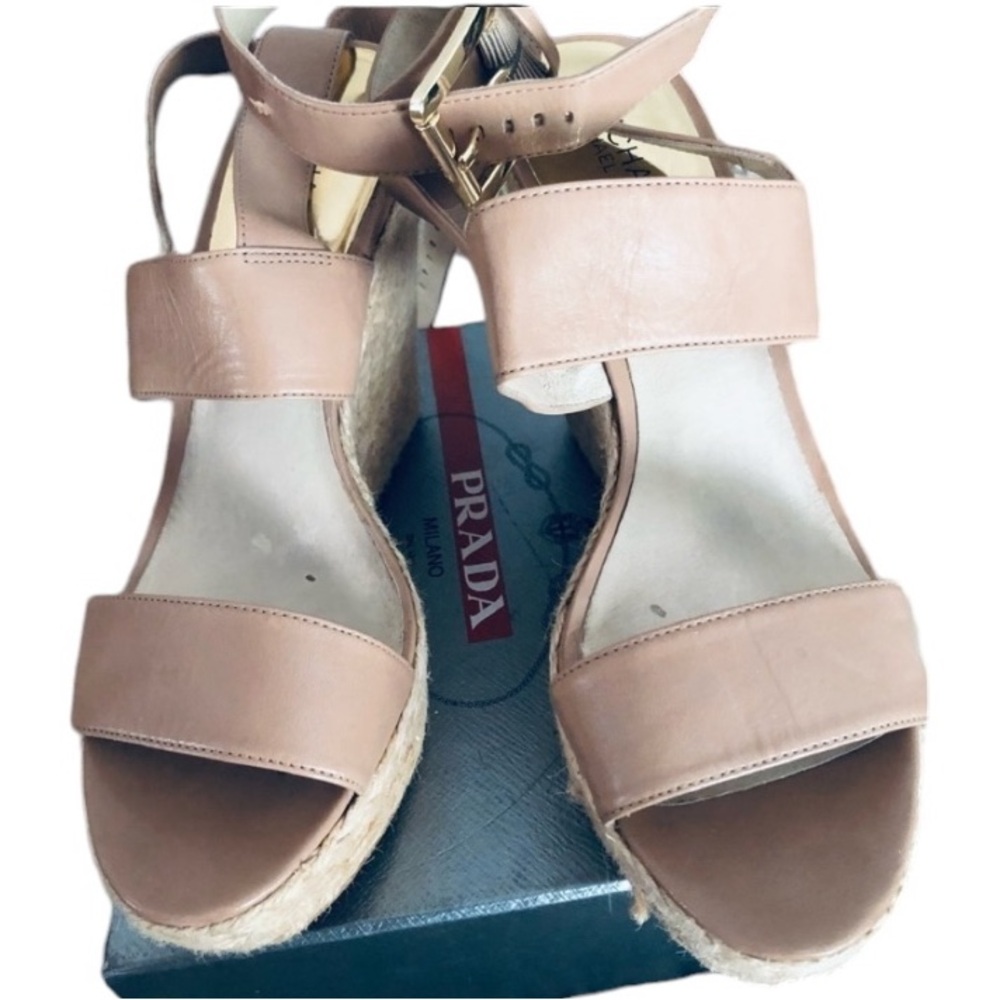 Micheal Kors size 10 nude leather platform wedge heels ankle strap